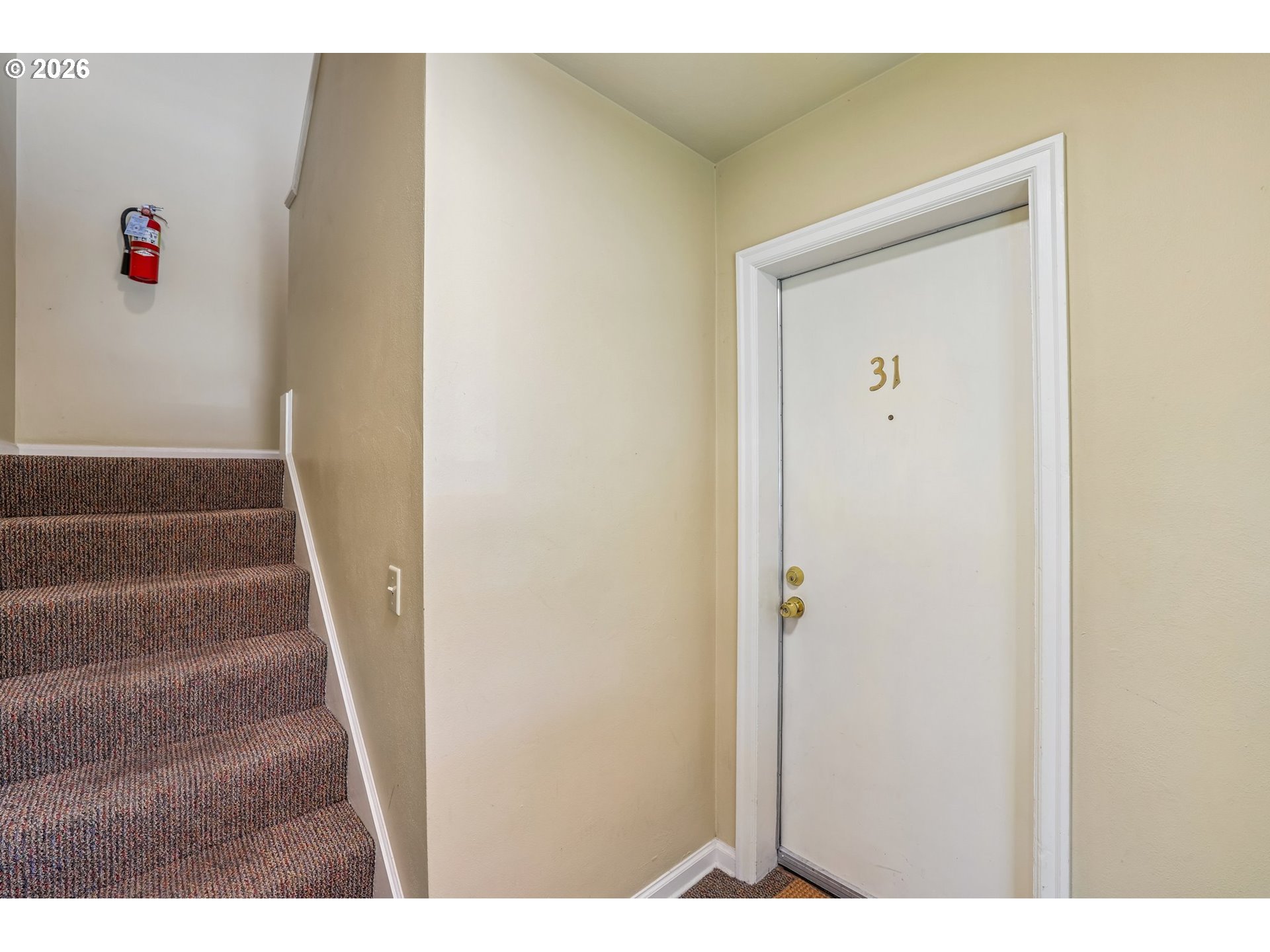 2120 NE HALSEY ST 31