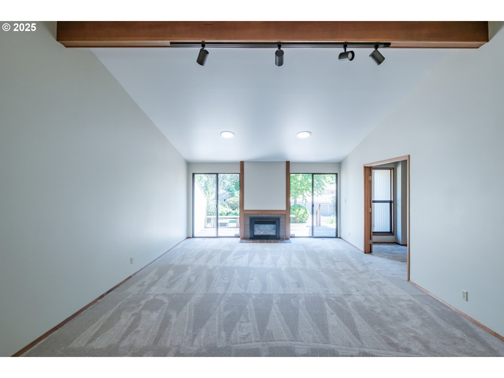 Salem, Oregon 97306, United States, 3 Bedrooms Bedrooms, ,2 BathroomsBathrooms,Residential,Pending,154988