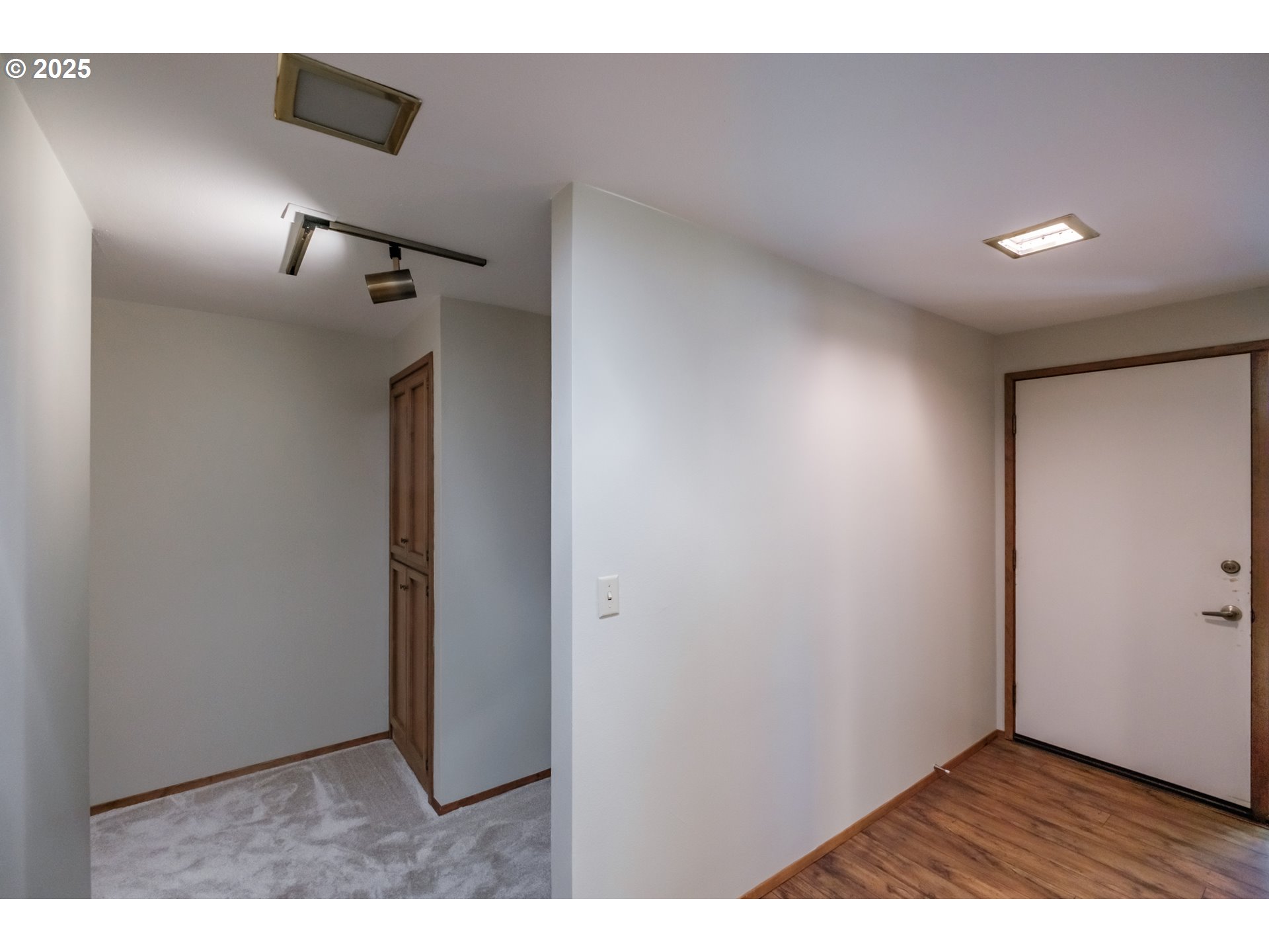 Salem, Oregon 97306, United States, 3 Bedrooms Bedrooms, ,2 BathroomsBathrooms,Residential,Pending,154988