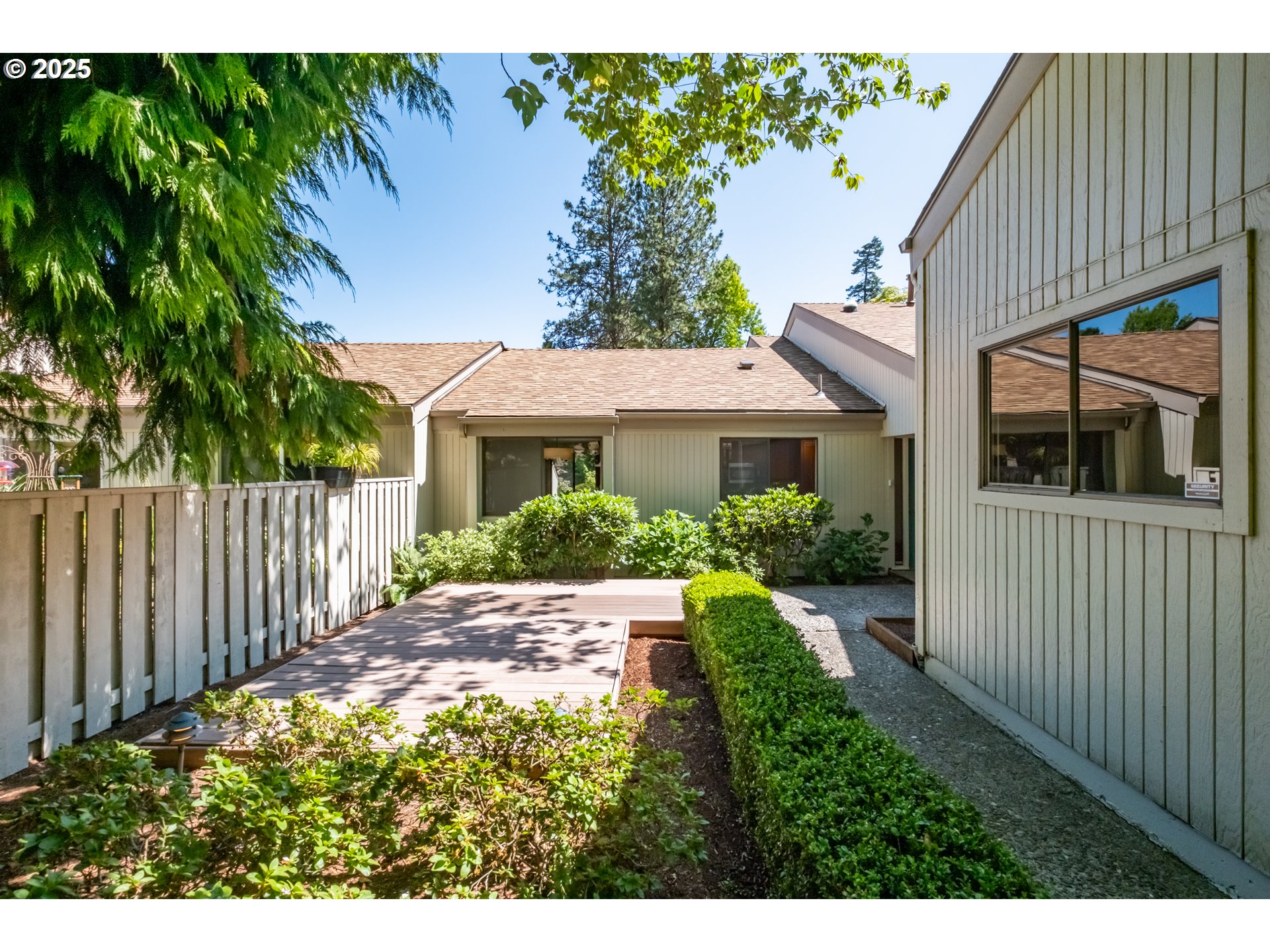 Salem, Oregon 97306, United States, 3 Bedrooms Bedrooms, ,2 BathroomsBathrooms,Residential,Pending,154988