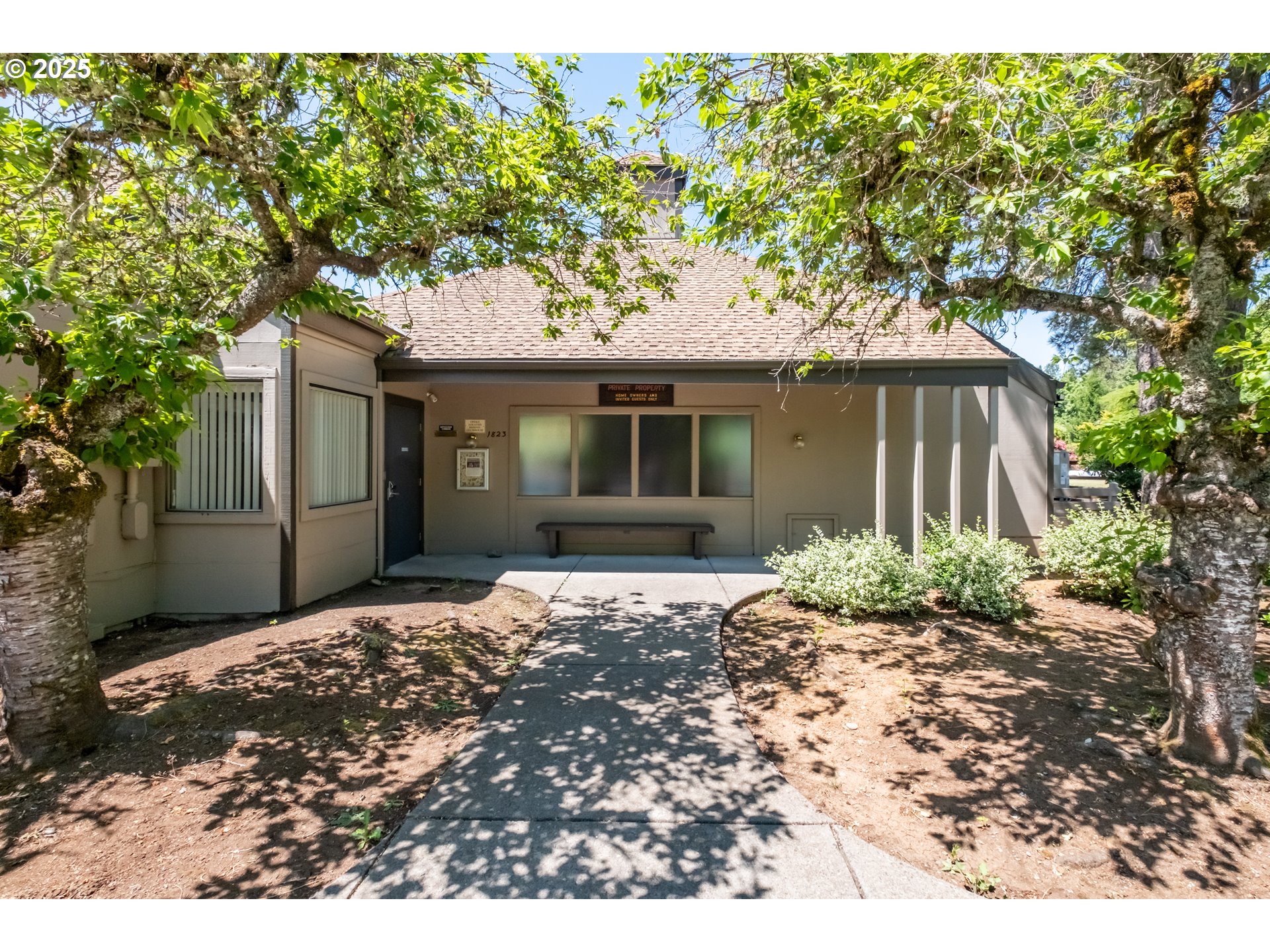 Salem, Oregon 97306, United States, 3 Bedrooms Bedrooms, ,2 BathroomsBathrooms,Residential,Pending,154988