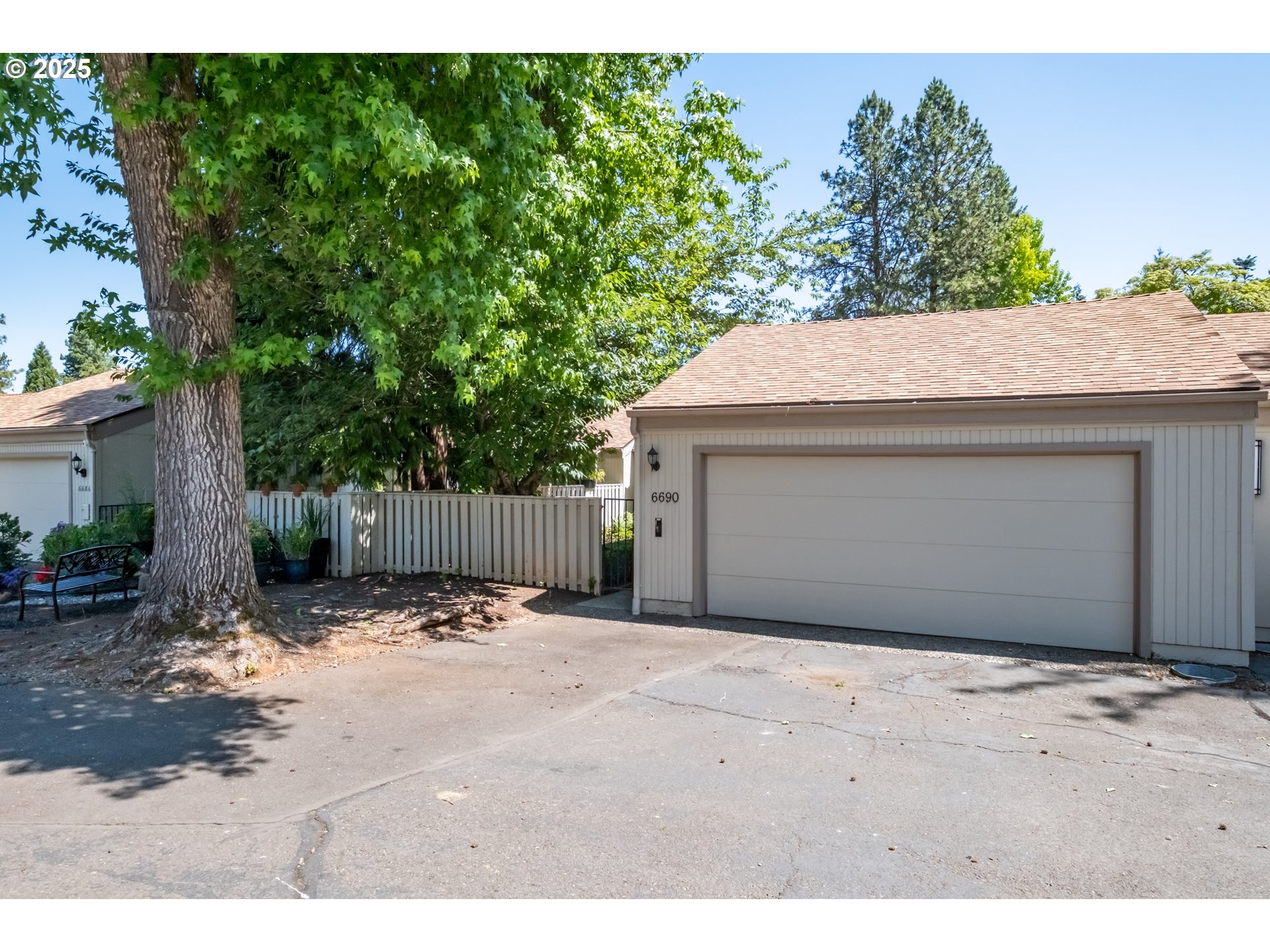 Salem, Oregon 97306, United States, 3 Bedrooms Bedrooms, ,2 BathroomsBathrooms,Residential,Pending,154988