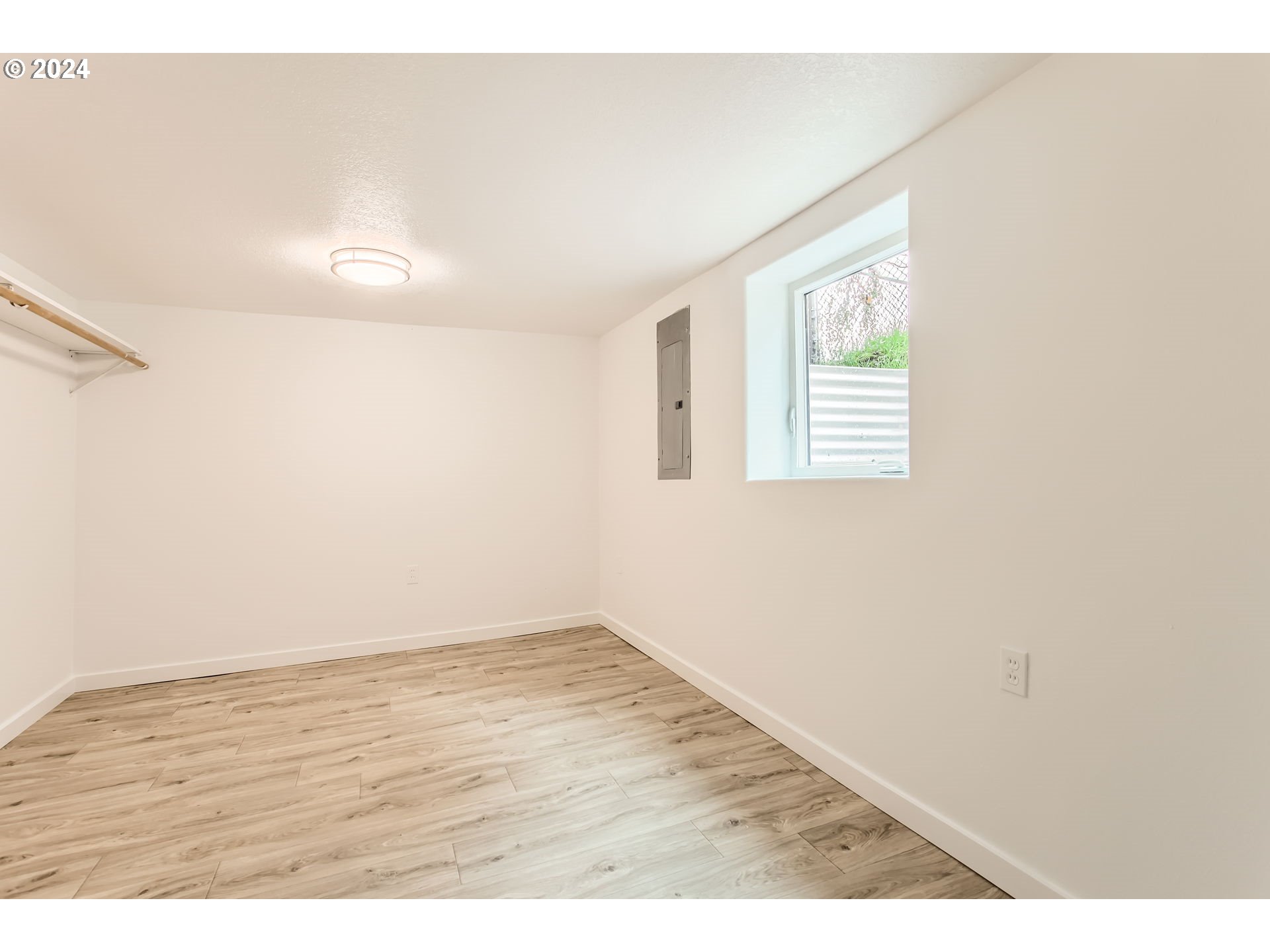 Portland, Oregon 97213, United States, 4 Bedrooms Bedrooms, ,2 BathroomsBathrooms,Residential,Active,32666