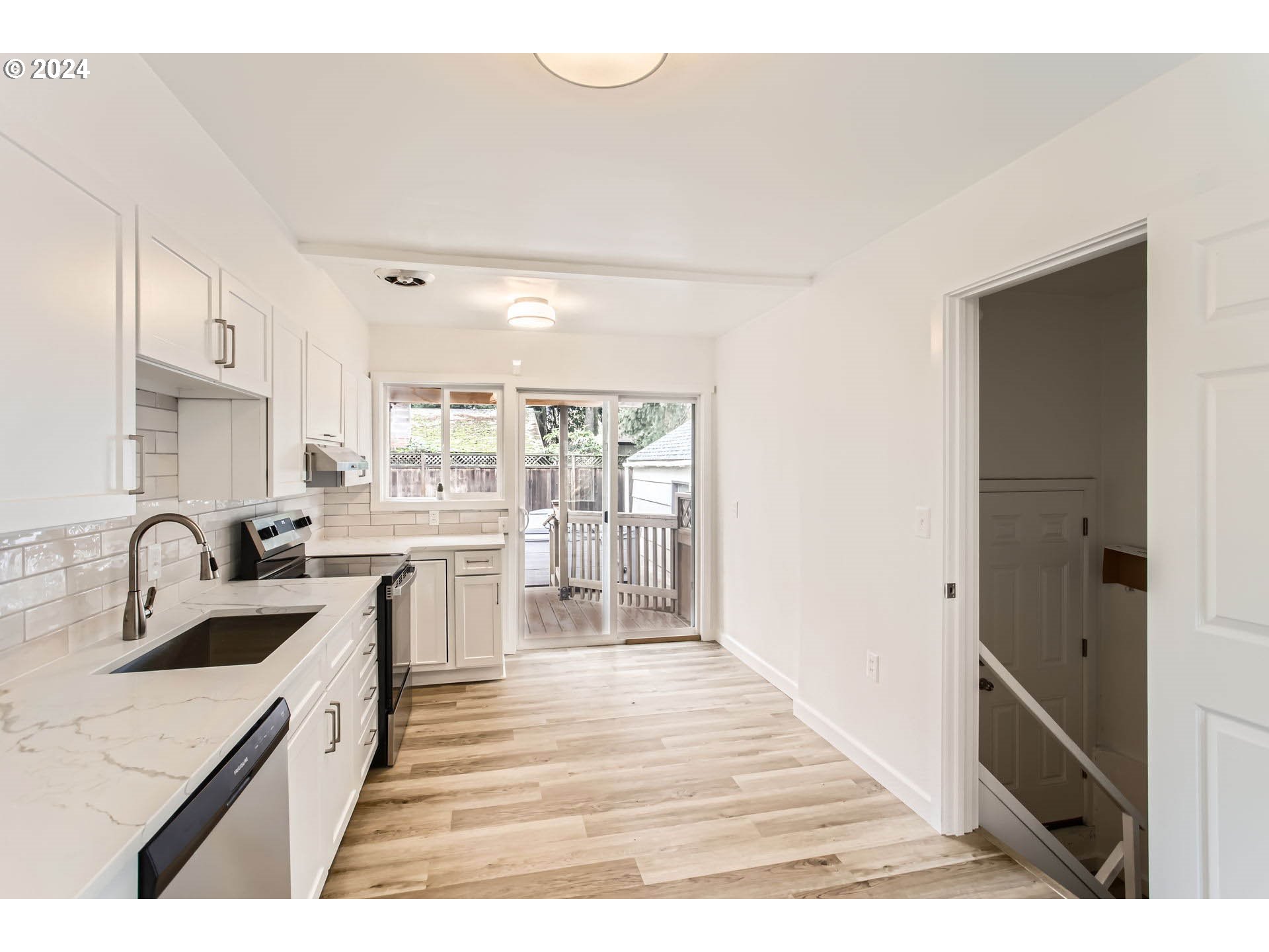 Portland, Oregon 97213, United States, 4 Bedrooms Bedrooms, ,2 BathroomsBathrooms,Residential,Active,32666