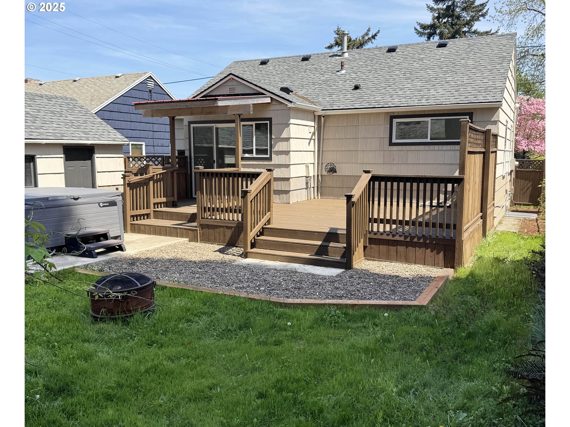 Portland, Oregon 97213, United States, 4 Bedrooms Bedrooms, ,2 BathroomsBathrooms,Residential,Active,32666