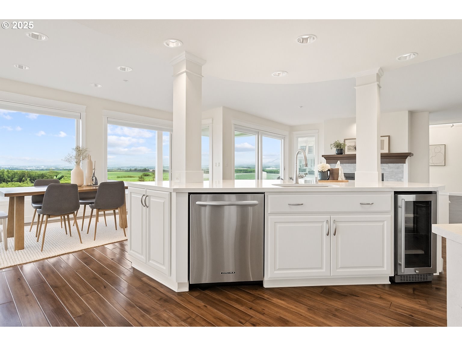 5421 SE SCENIC LN 101