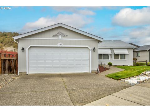 A home in Roseburg