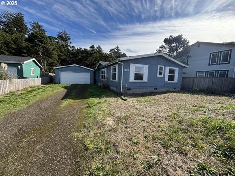 Photo of 1209 NW Bayshore Dr, Waldport, OR 97394 (MLS # 307254104)