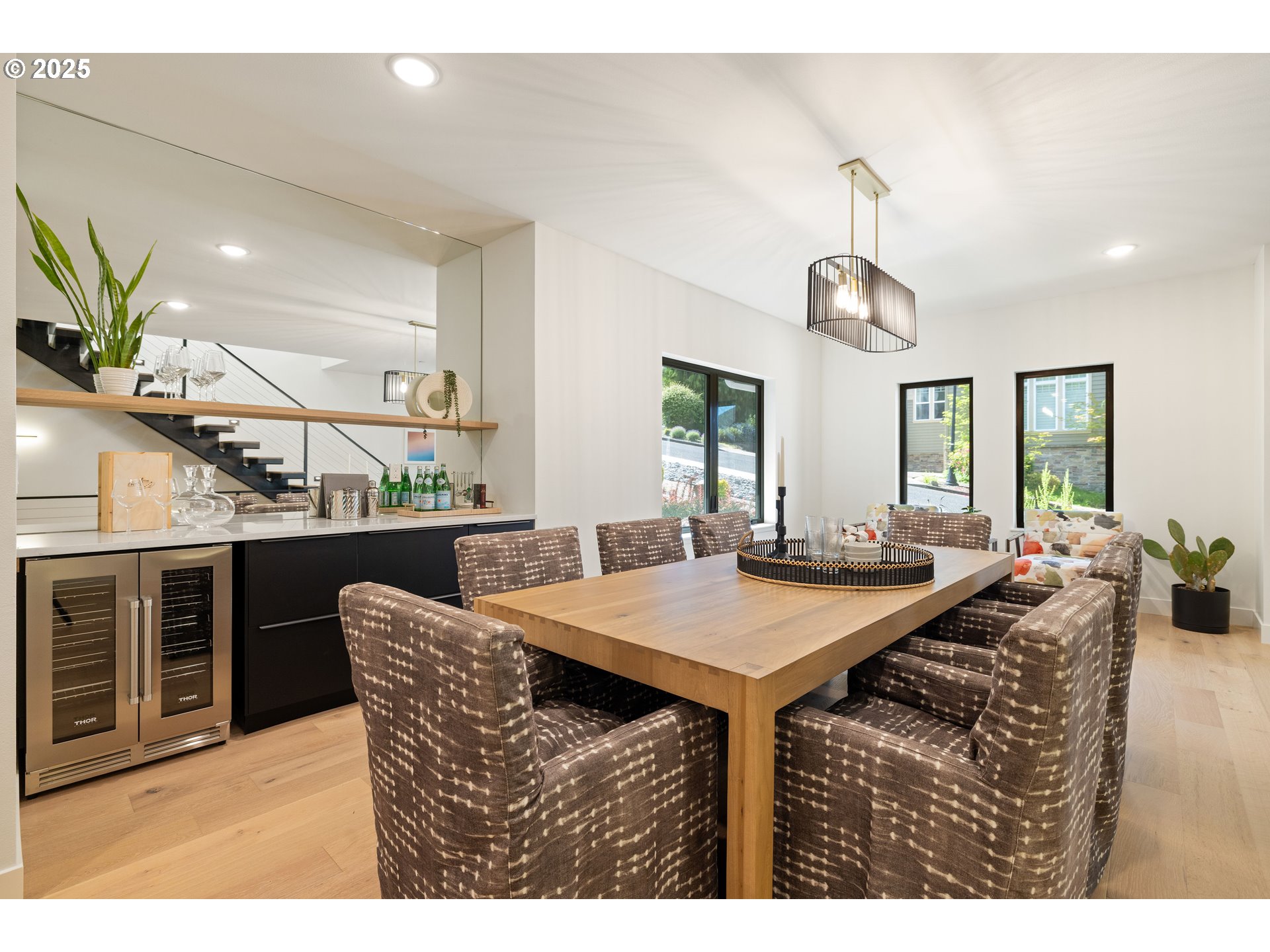 2475 NW BIRKENDENE ST