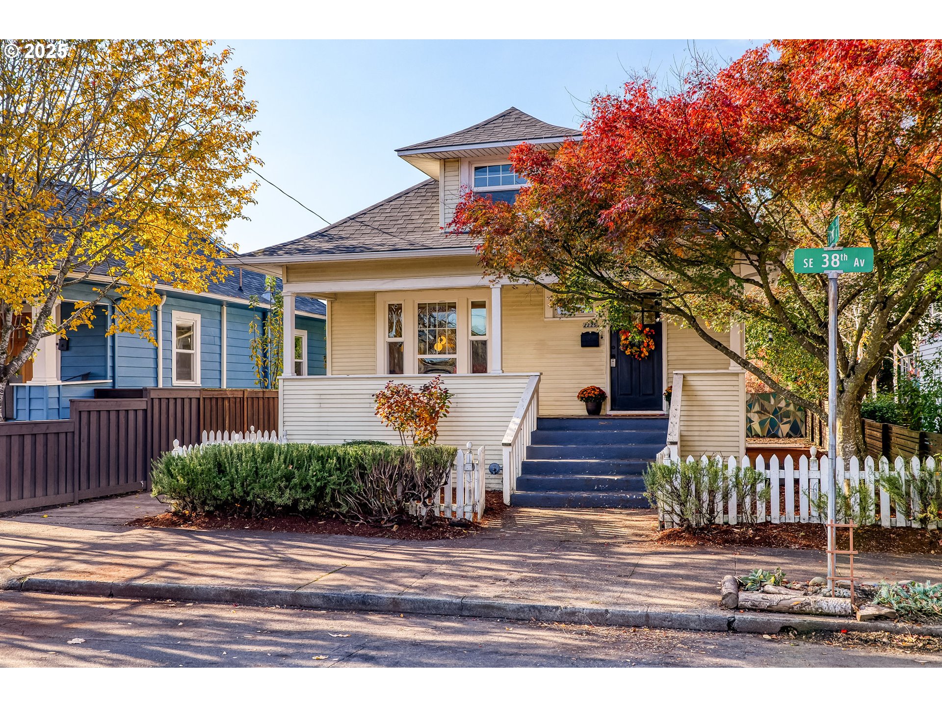 2225 SE 38TH AVE