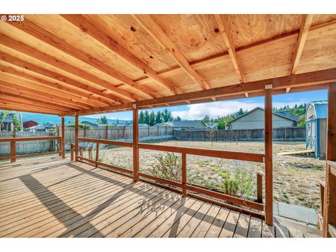 Tiny photo for 449 N D St, Lowell, OR 97452 (MLS # 680011657)
