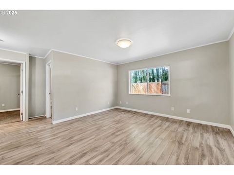 Tiny photo for 449 N D St, Lowell, OR 97452 (MLS # 680011657)