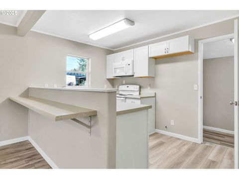 Tiny photo for 449 N D St, Lowell, OR 97452 (MLS # 680011657)