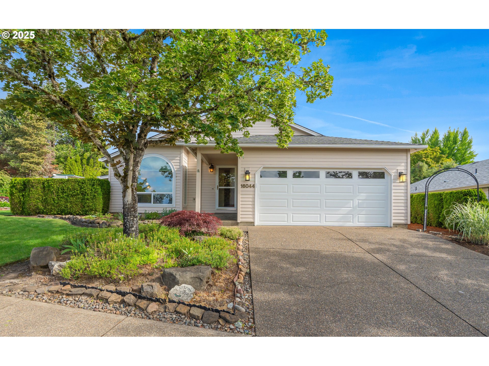 Portland, Oregon 97224, United States, 2 Bedrooms Bedrooms, ,2 BathroomsBathrooms,Residential,Pending,136436