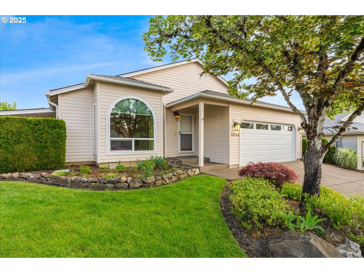 Portland, Oregon 97224, United States, 2 Bedrooms Bedrooms, ,2 BathroomsBathrooms,Residential,Pending,136436