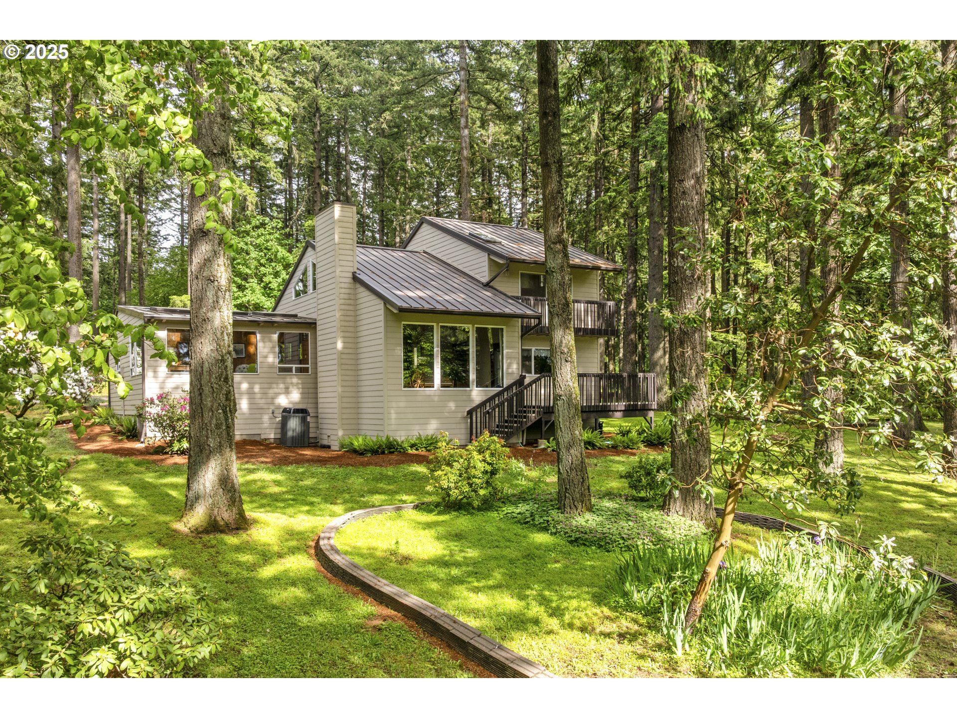 32575 NE POISON OAK LN