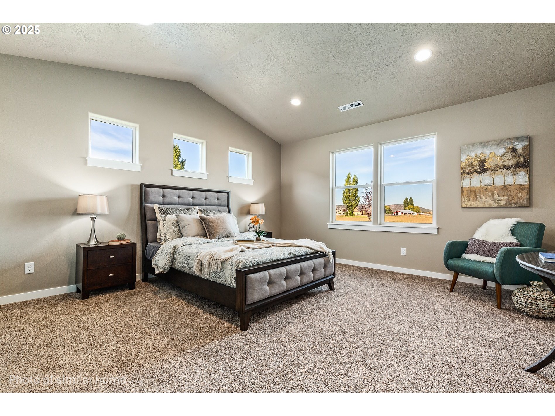 0 Sutherlin LN 01100