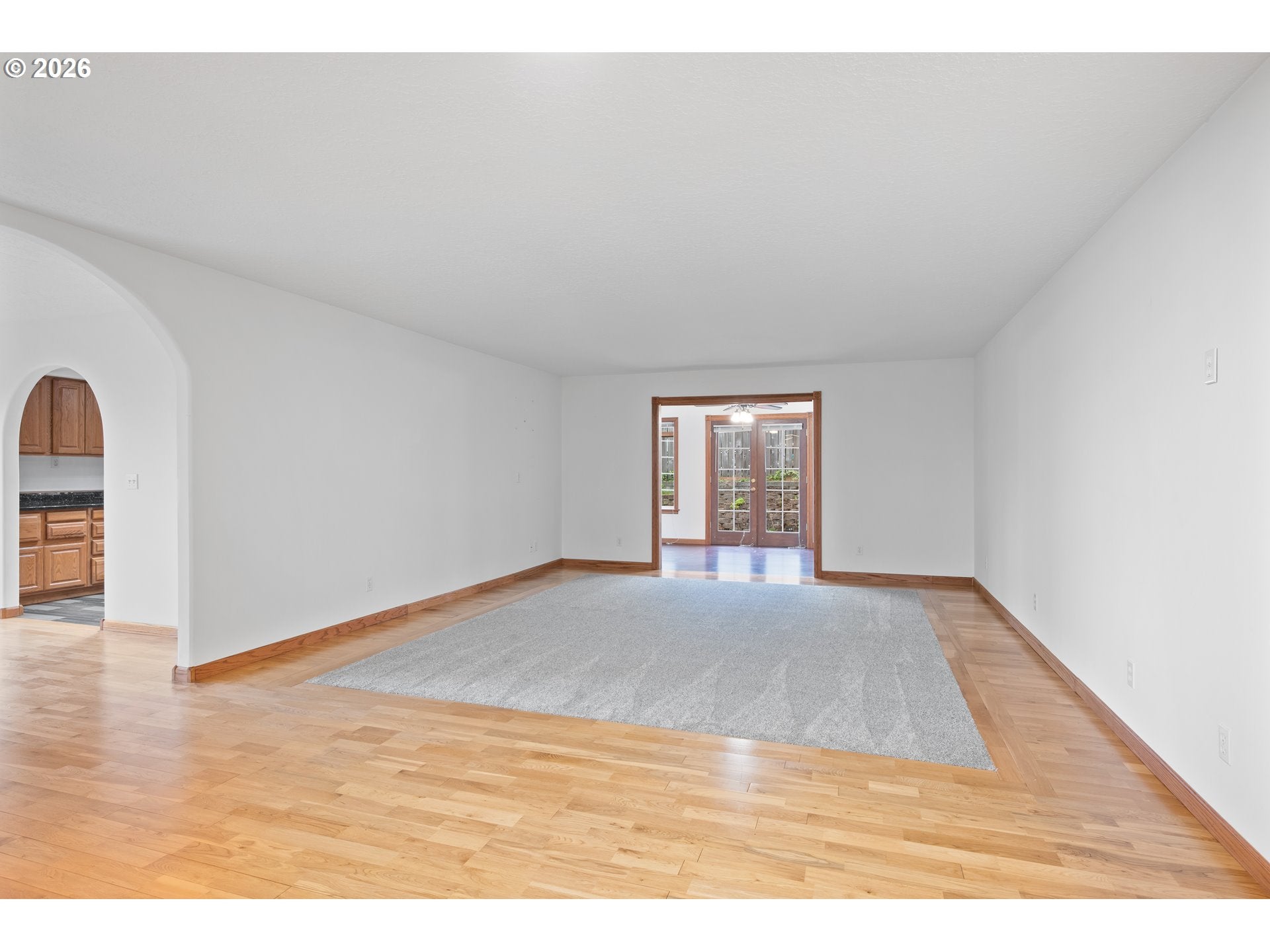 215 PAXTON RD