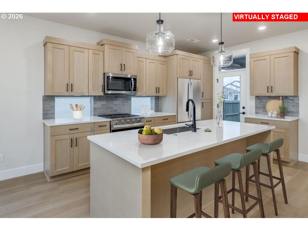 6515 SE SILVERGRASS ST