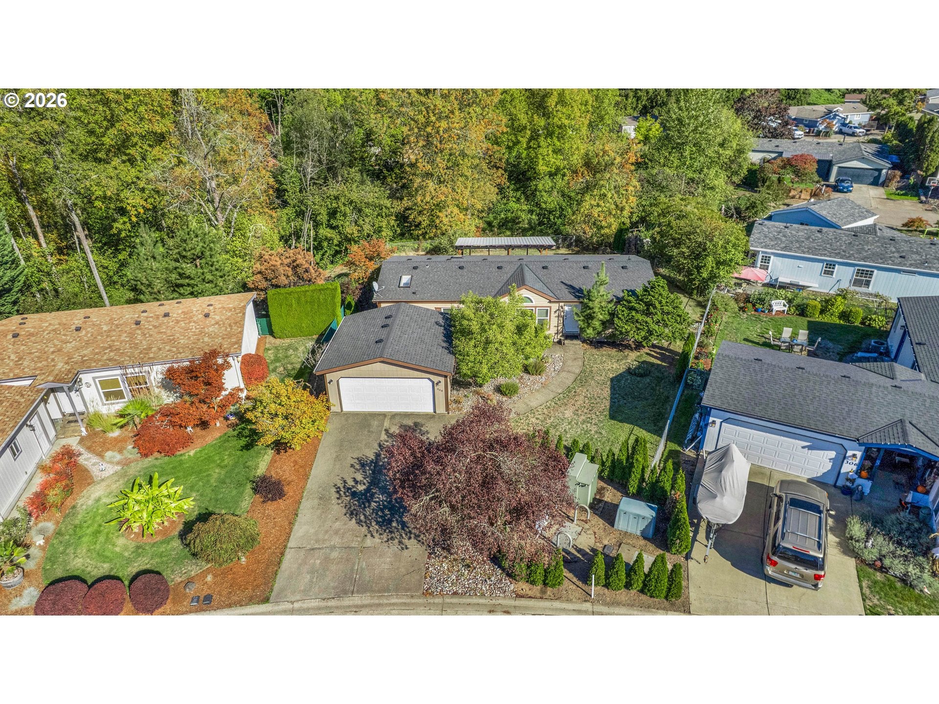 1655 S ELM ST