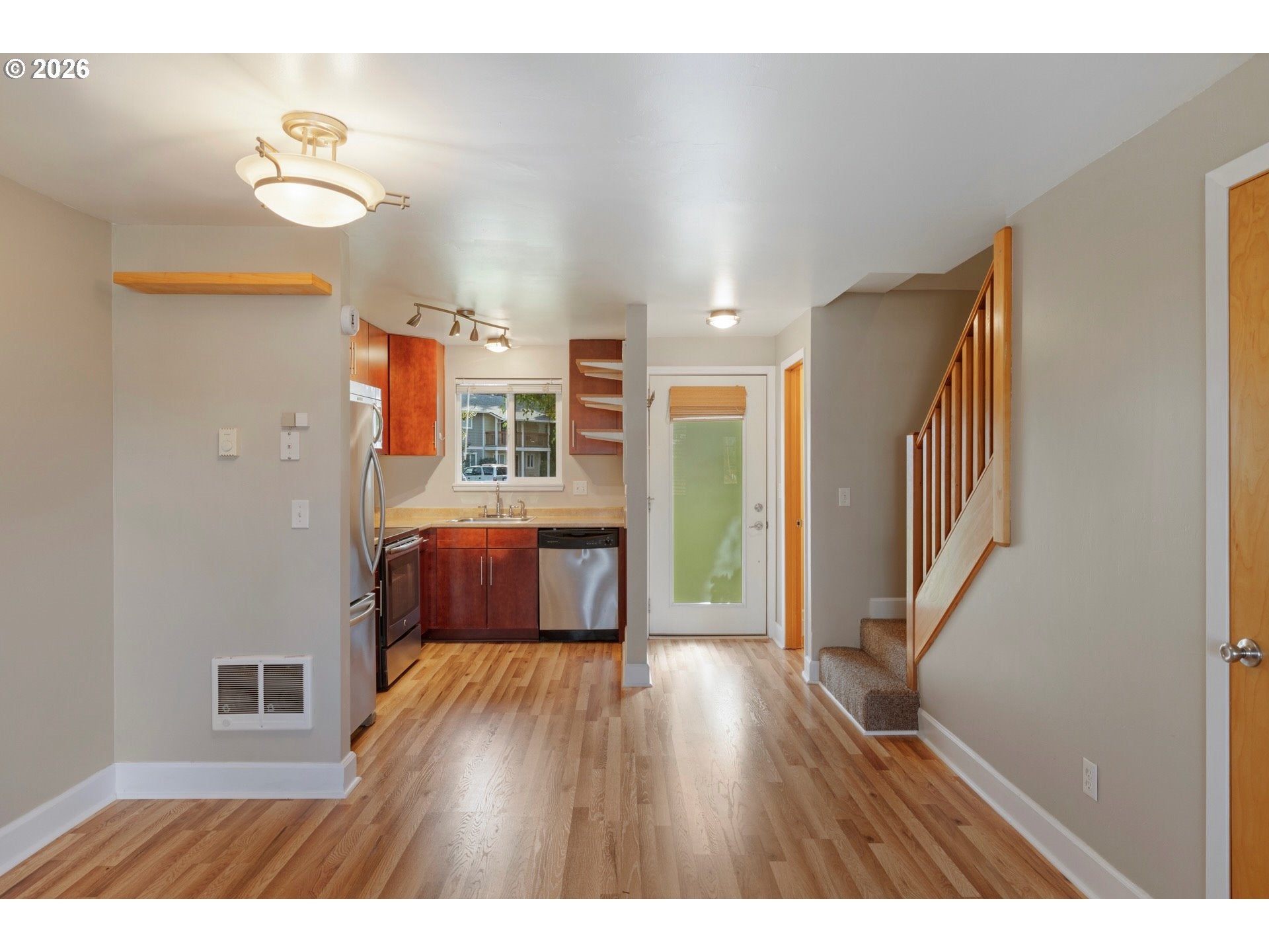1706 AVALON WAY 6