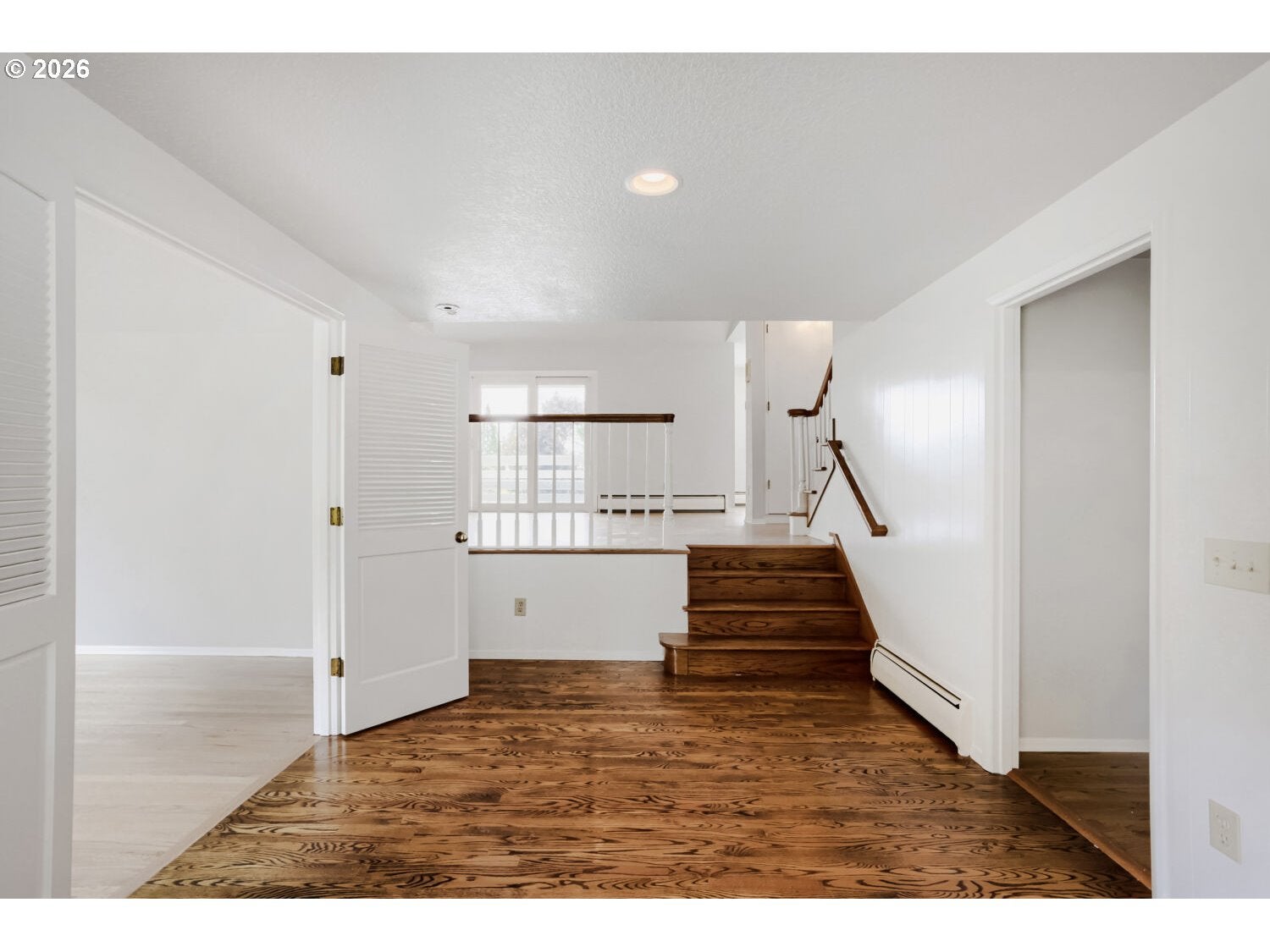 7190 SW RENEE DR