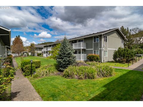 885 NE Sunset St #22, Roseburg, OR 97470 - MLS#: 266163032