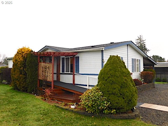 701 NW Warrenton DR 28