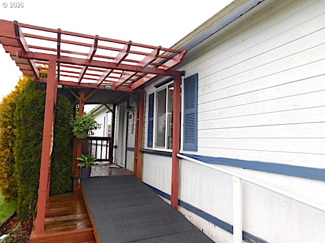 701 NW Warrenton DR 28