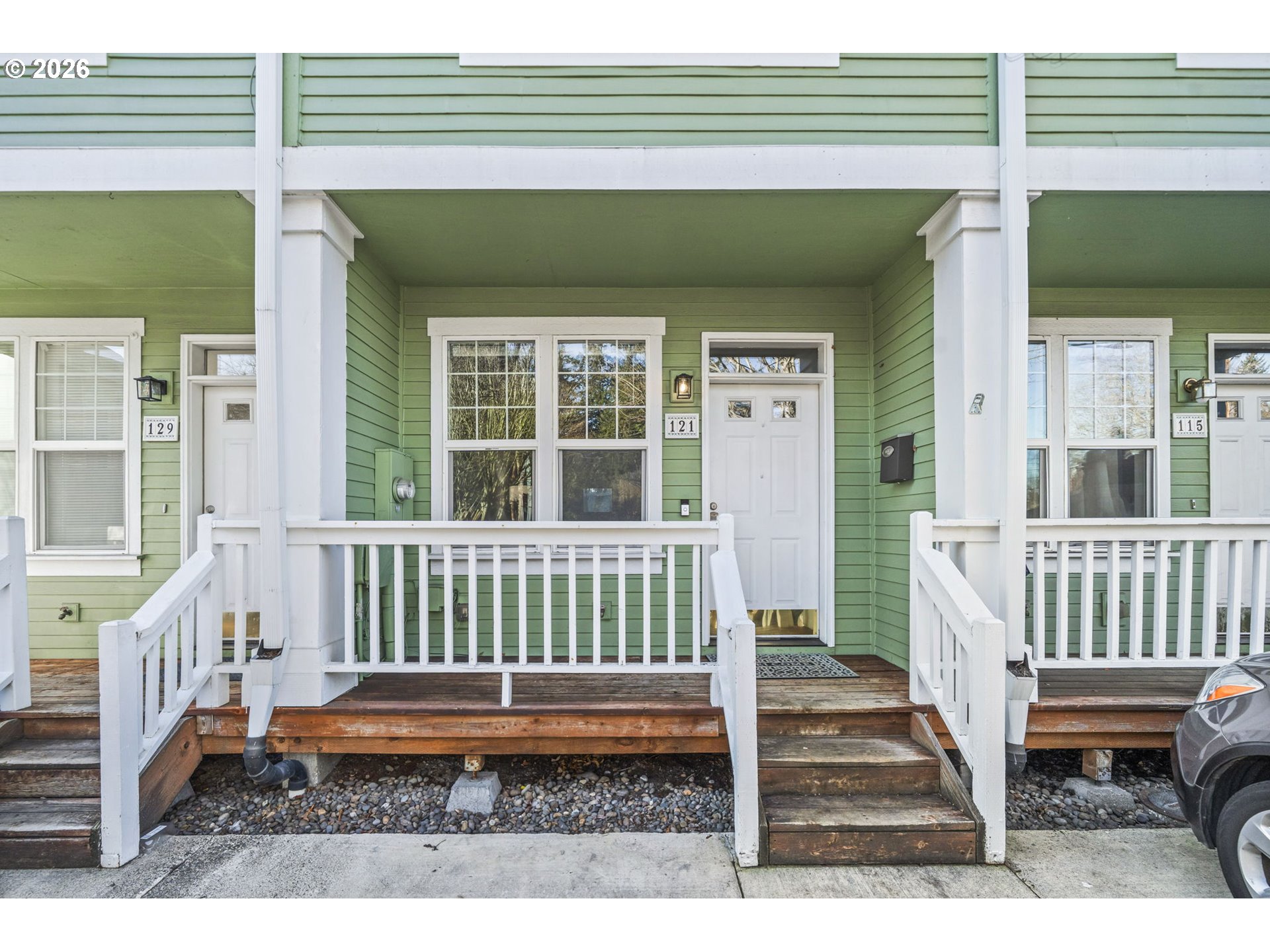121 SE 8TH AVE