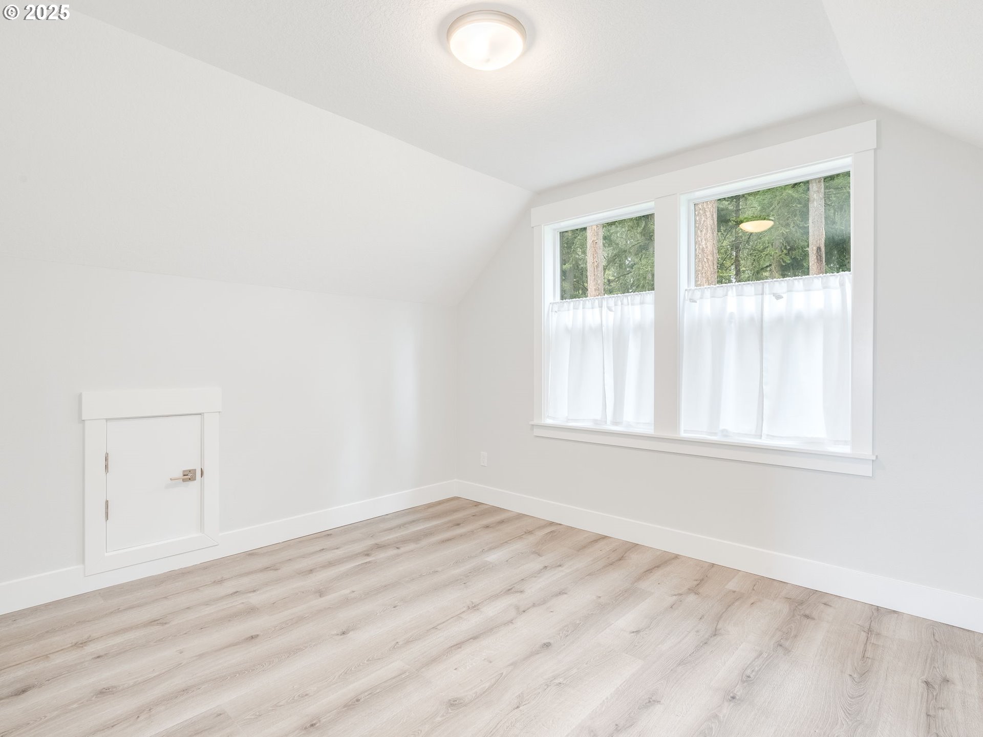 Vancouver, Washington 98682, United States, 4 Bedrooms Bedrooms, ,3 BathroomsBathrooms,Residential,Active,222284