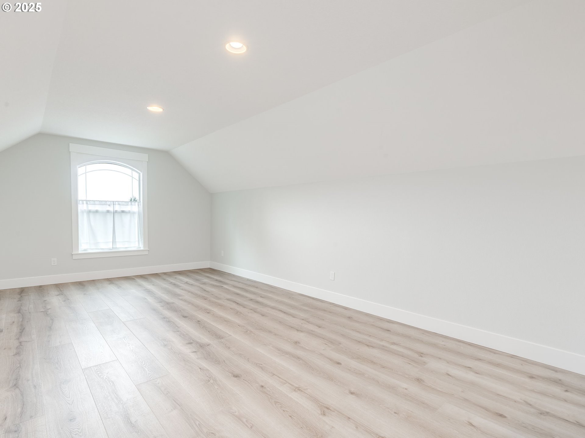 Vancouver, Washington 98682, United States, 4 Bedrooms Bedrooms, ,3 BathroomsBathrooms,Residential,Active,222284