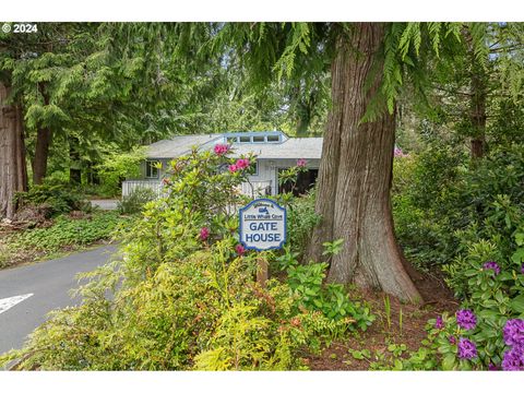 A home in Depoe Bay