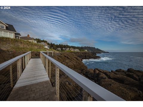 A home in Depoe Bay