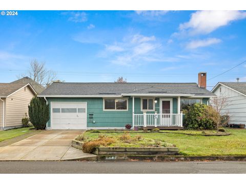 A home in Woodburn