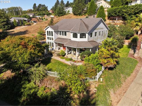 217 MARINE DR Brookings OR 97415