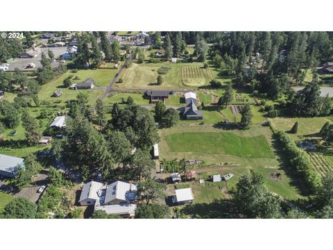 A home in Hood River