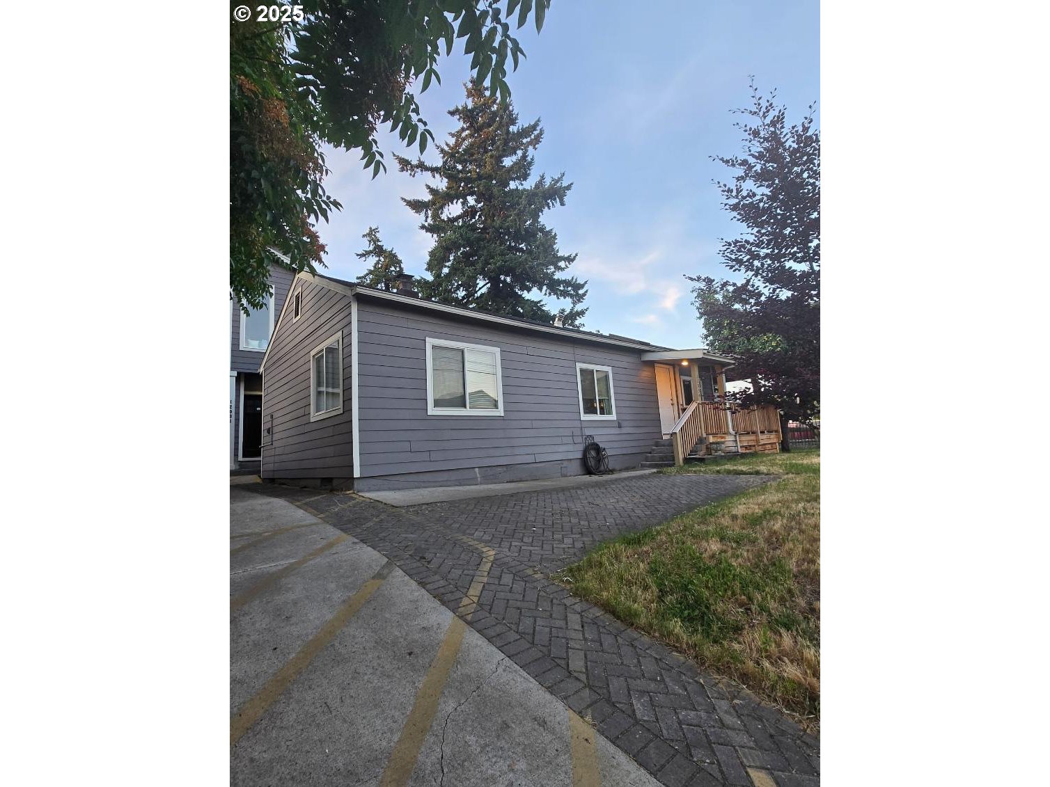 12037 SE MILL CT
