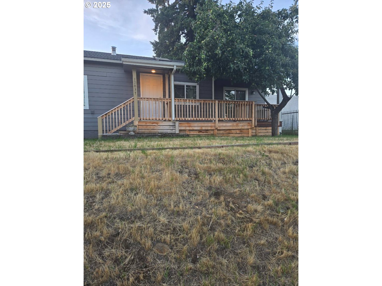 12037 SE MILL CT