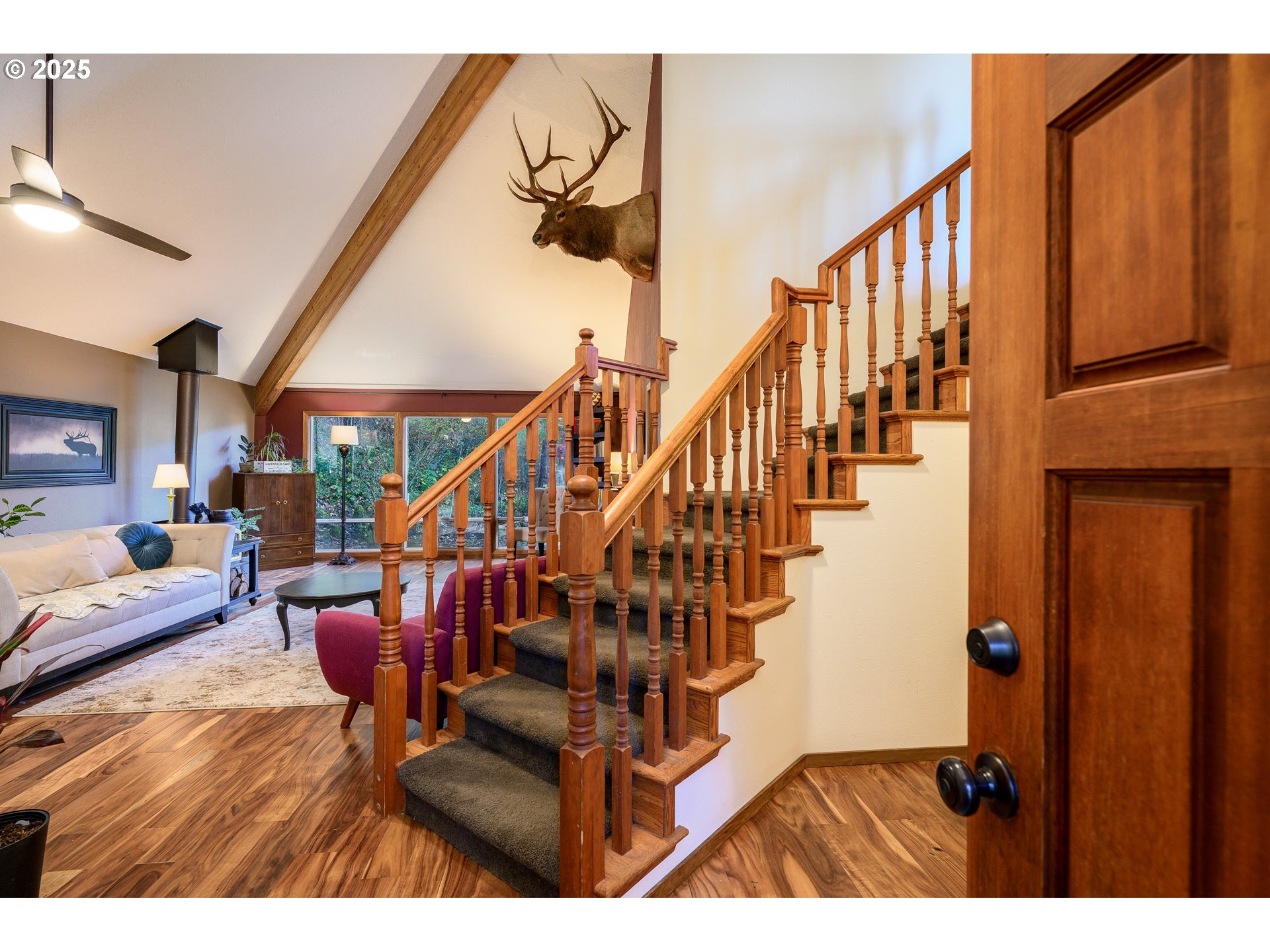 45245 SW SADDLEBACK DR