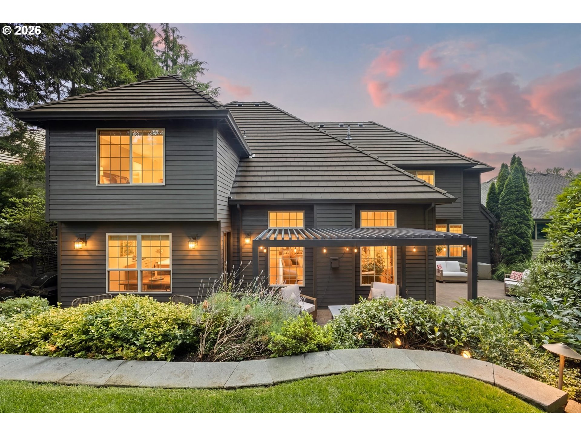 3921 NORTHHAMPTON CT