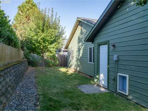 A home in Hood River