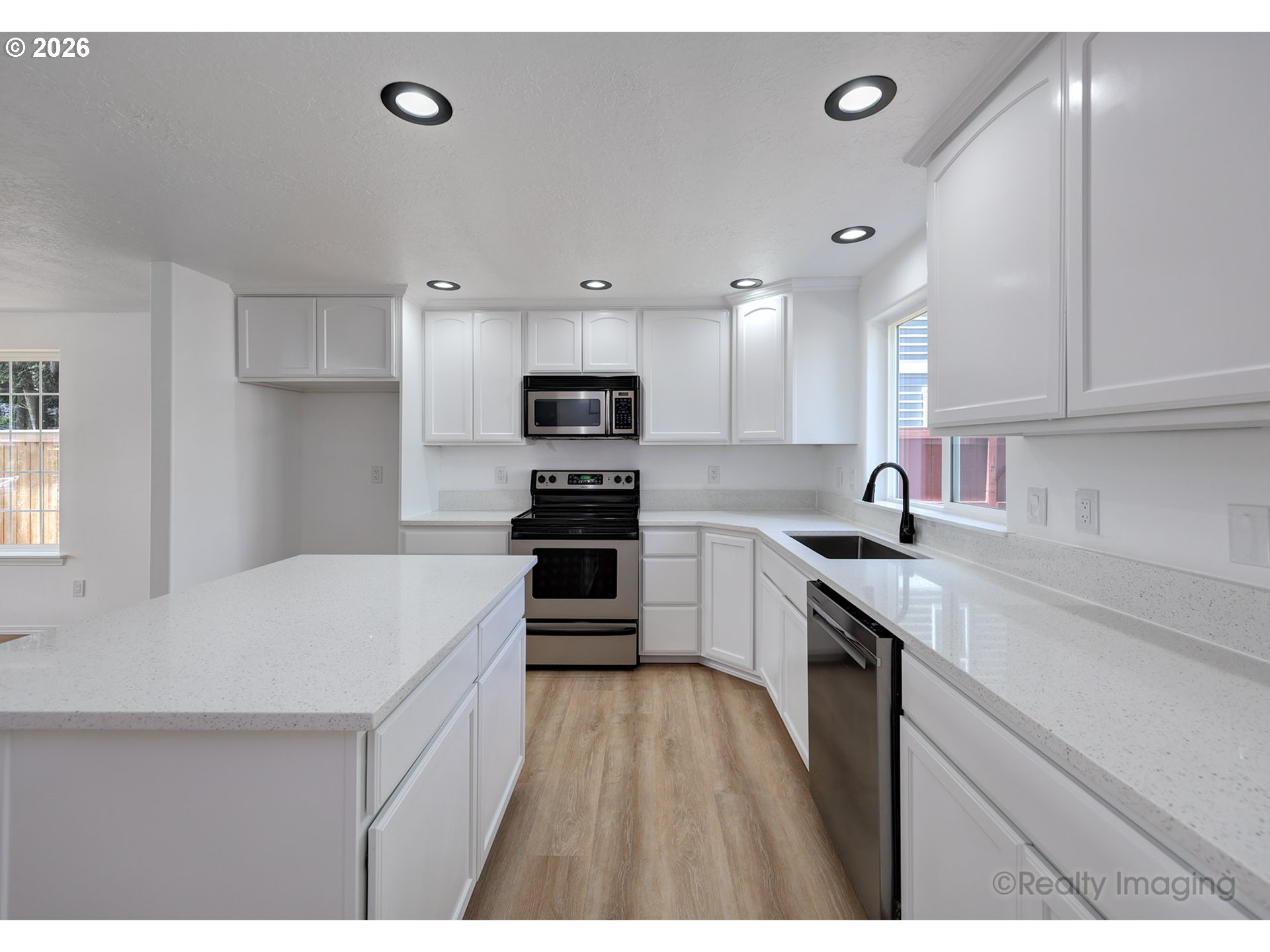 1041 FABRY RD