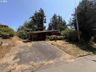 1840 S 19TH ST Coos Bay OR 97420
