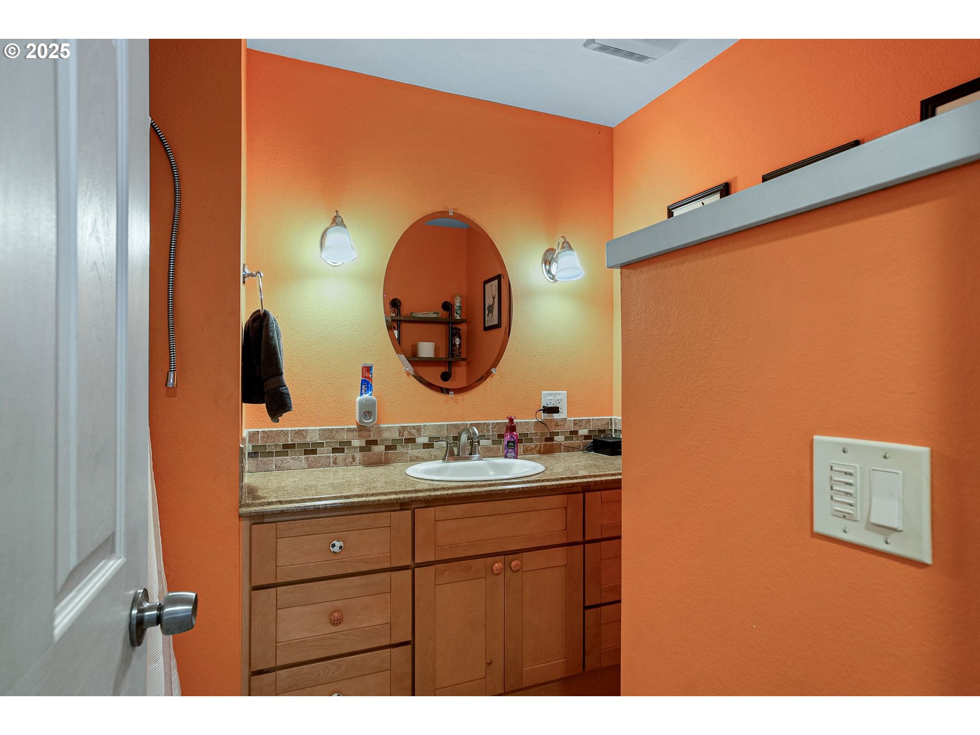 Salem, Oregon 97302, United States, 3 Bedrooms Bedrooms, ,2 BathroomsBathrooms,Residential,Active,149399