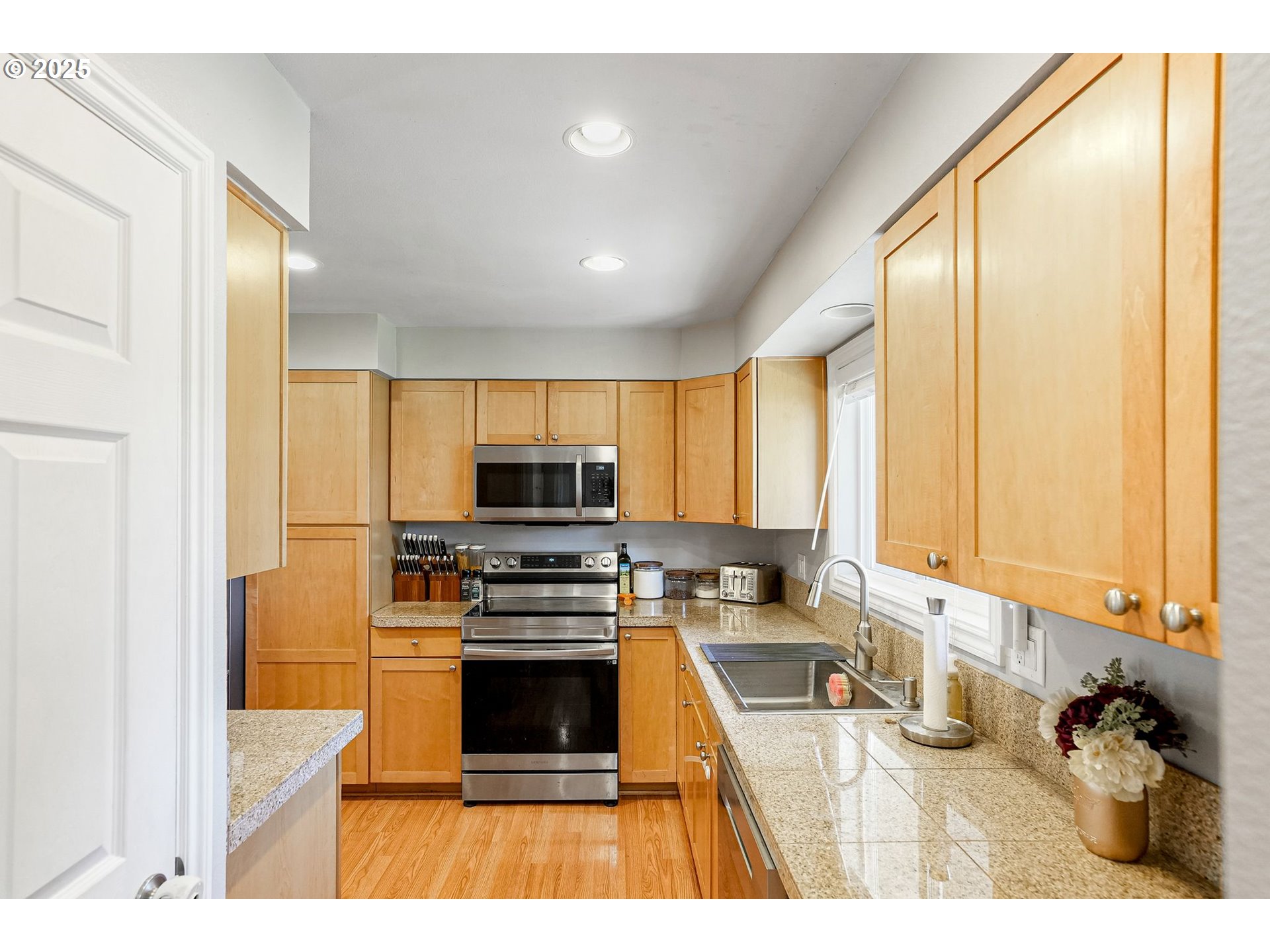 Salem, Oregon 97302, United States, 3 Bedrooms Bedrooms, ,2 BathroomsBathrooms,Residential,Active,149399