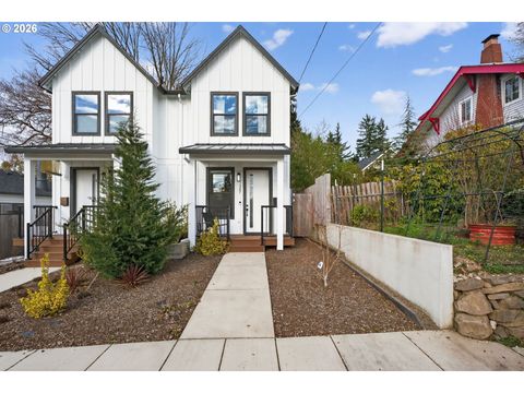 1307 SW CARSON ST Portland OR 97219