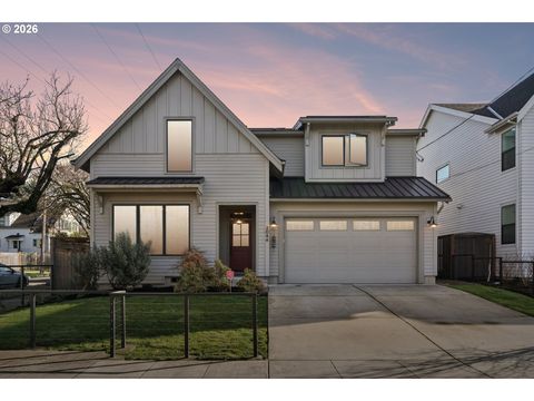 2086 NE 48TH AVE Portland OR 97213