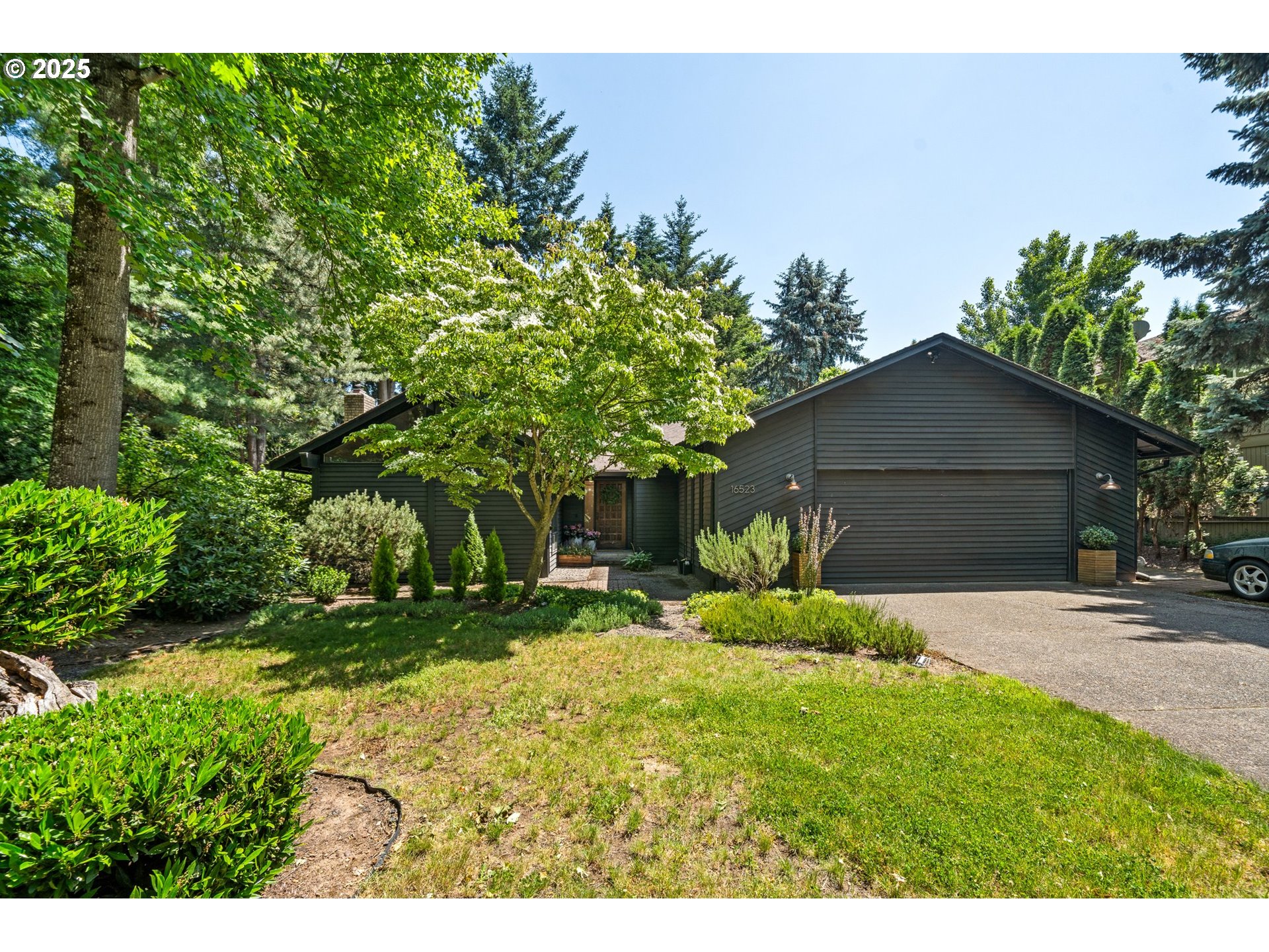 16523 NE FARGO CIR