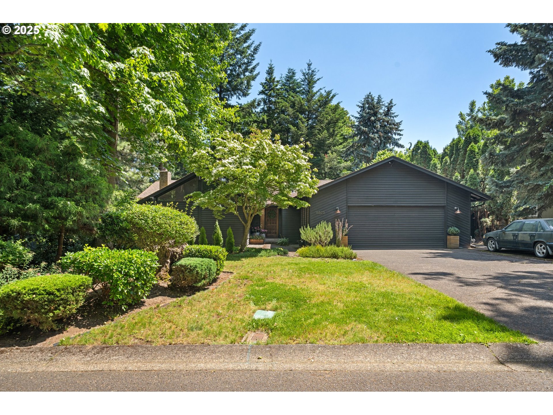 16523 NE FARGO CIR